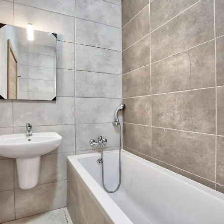 Mercury Penthouse In Centre By Haven & Keys Malta *