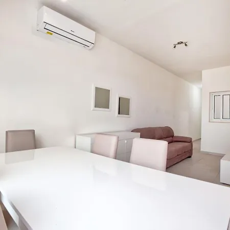 アパート Mercury Penthouse In Centre By Haven & Keys Malta