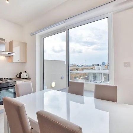 Mercury Penthouse - Centre - By Haven & Keys Malta アパート *