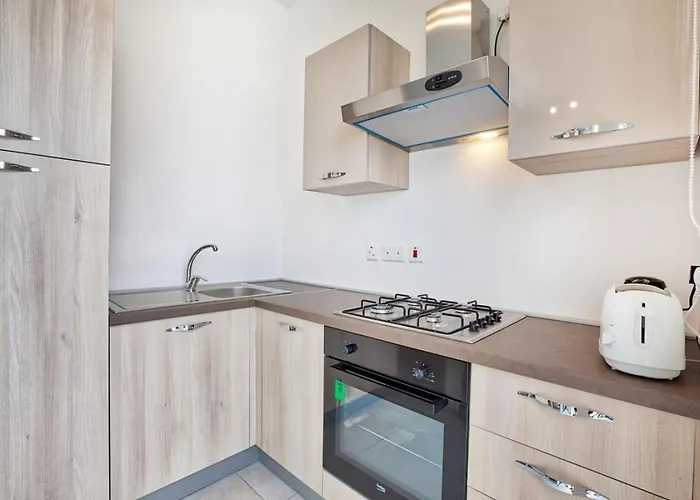 Mercury Penthouse In Centre By Haven & Keys Malta Apartamento Sliema