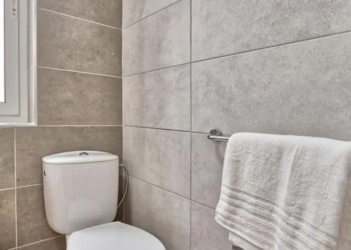 Mercury Penthouse In Centre By Haven & Keys Malta * Sliema